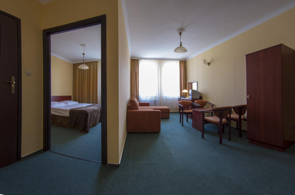 Hotel Morze Ustka Esterno foto
