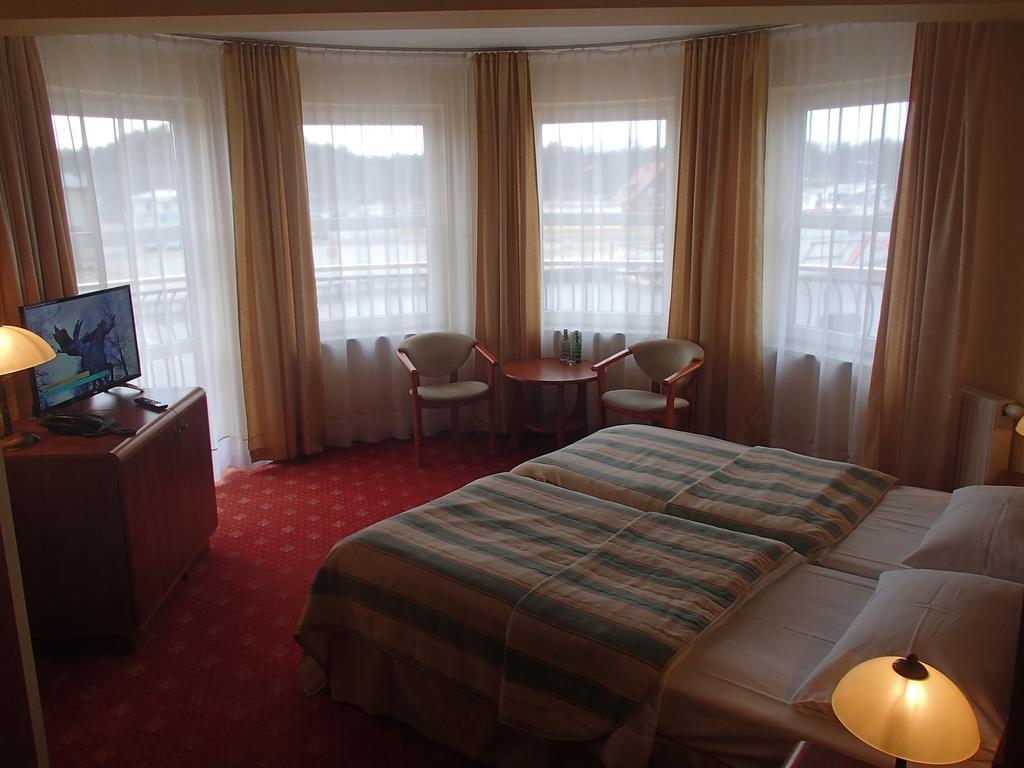 Hotel Morze Ustka Esterno foto