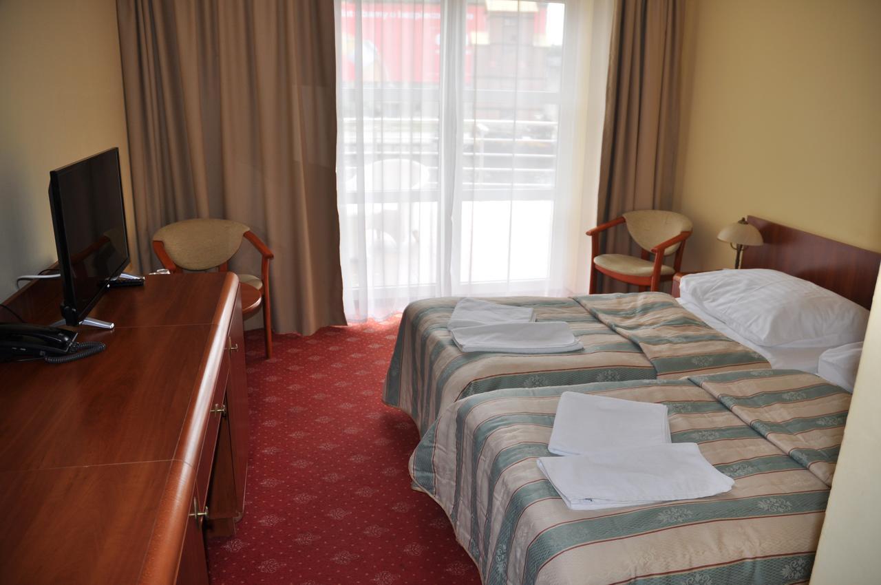 Hotel Morze Ustka Esterno foto