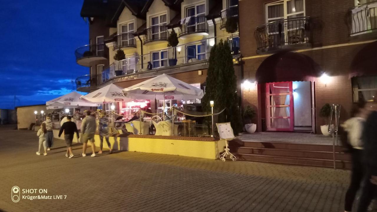 Hotel Morze Ustka Esterno foto